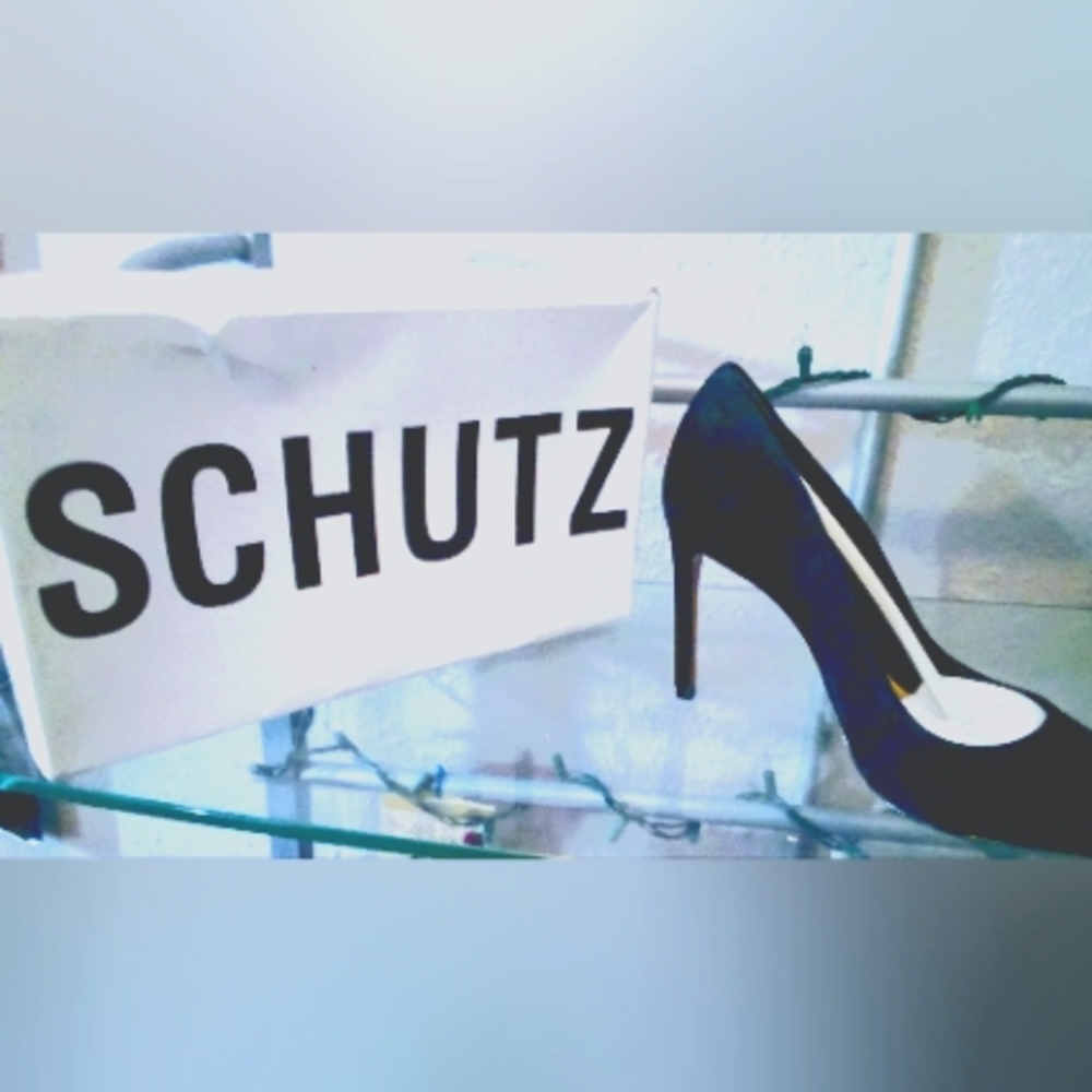 *Brand New*Schutz Black, Size 7W US, High heels.
